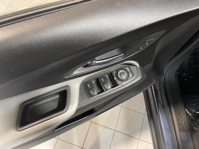 used 2018 Chevrolet Equinox car, priced at $17,037