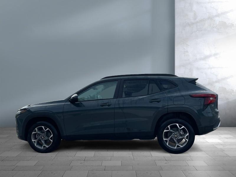 new 2025 Chevrolet Trax car, priced at $26,233