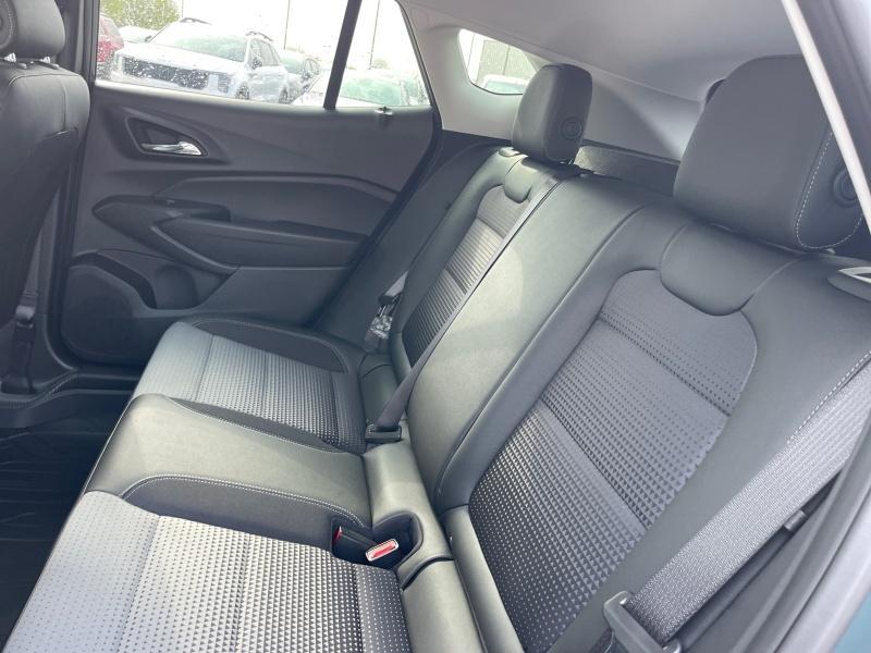 new 2025 Chevrolet Trax car, priced at $26,233
