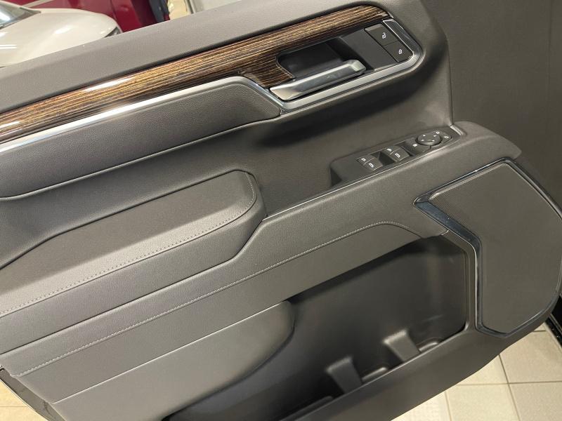 new 2025 GMC Sierra 1500 car, priced at $54,789