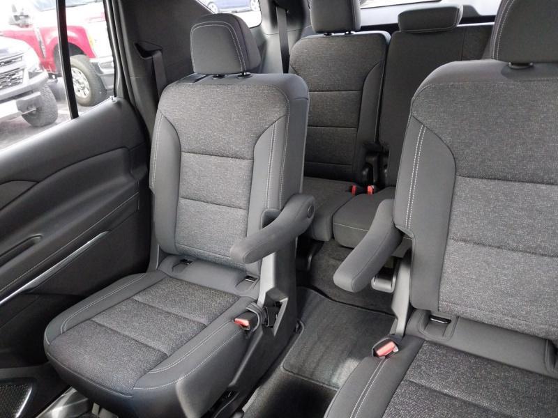 new 2025 Chevrolet Traverse car, priced at $45,029