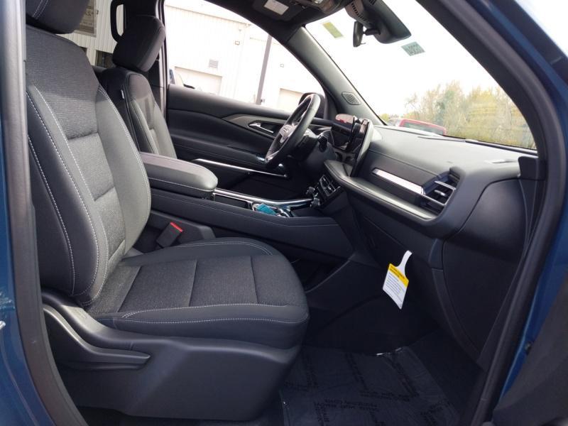 new 2025 Chevrolet Traverse car, priced at $45,029