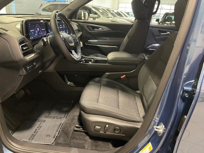 new 2025 Chevrolet Traverse car, priced at $47,029