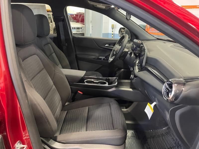 new 2025 Chevrolet Equinox car, priced at $32,889