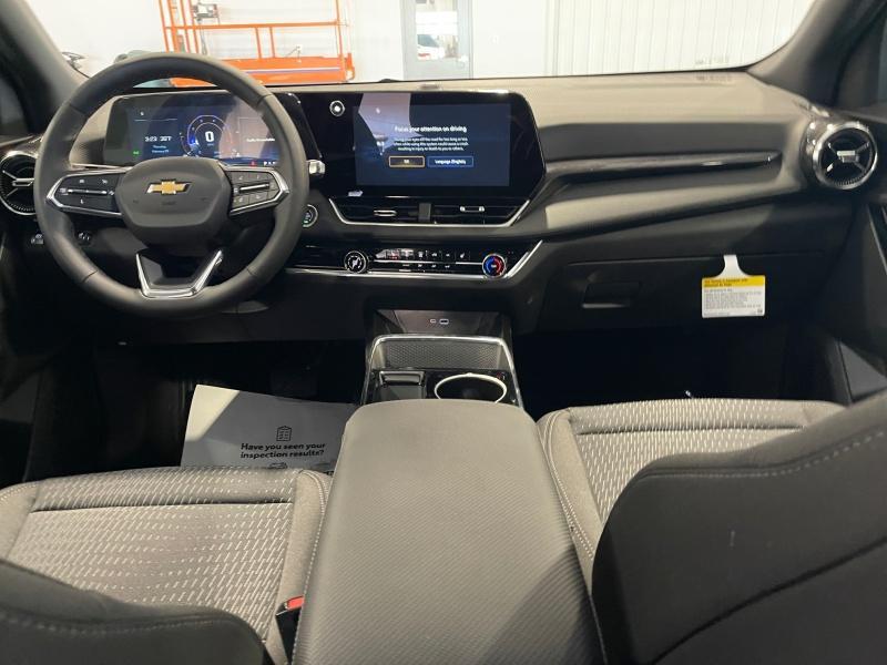 new 2025 Chevrolet Equinox car, priced at $32,889