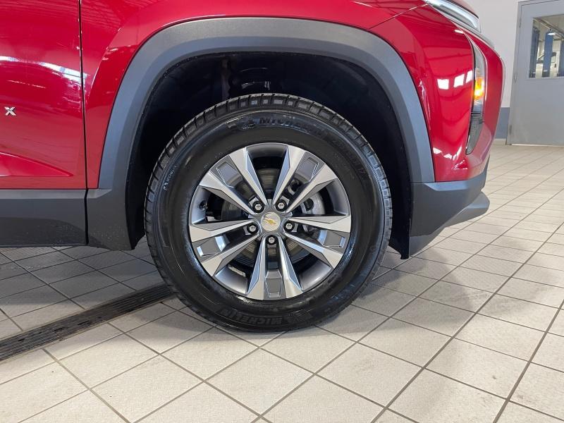 new 2025 Chevrolet Equinox car, priced at $32,889