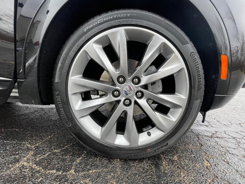 used 2023 Buick Envision car, priced at $39,988