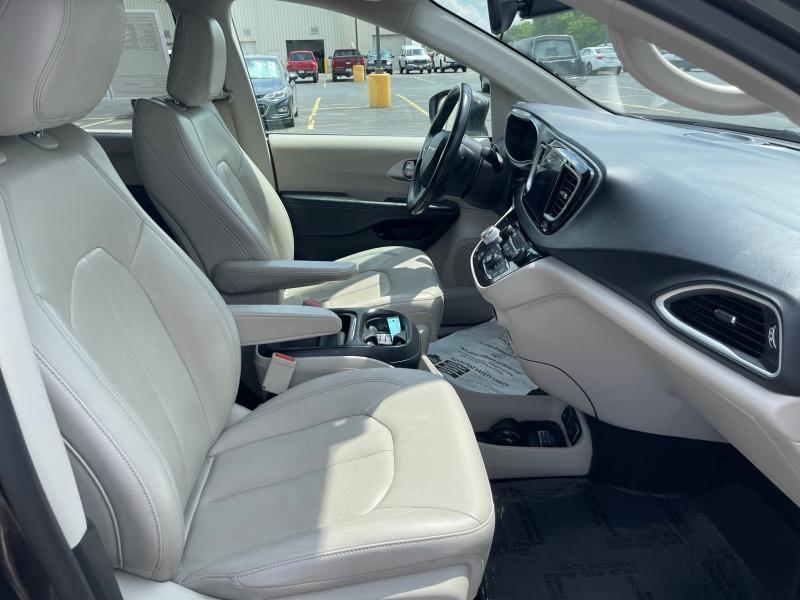 used 2018 Chrysler Pacifica Hybrid car, priced at $17,988
