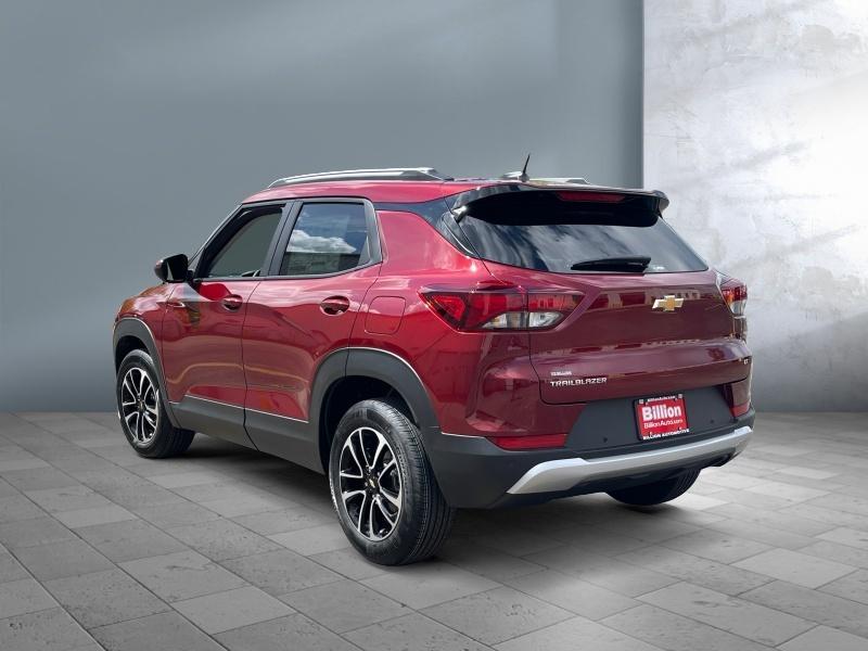 new 2025 Chevrolet TrailBlazer car, priced at $28,874