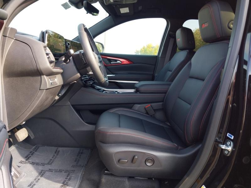 new 2025 Chevrolet Traverse car, priced at $54,604