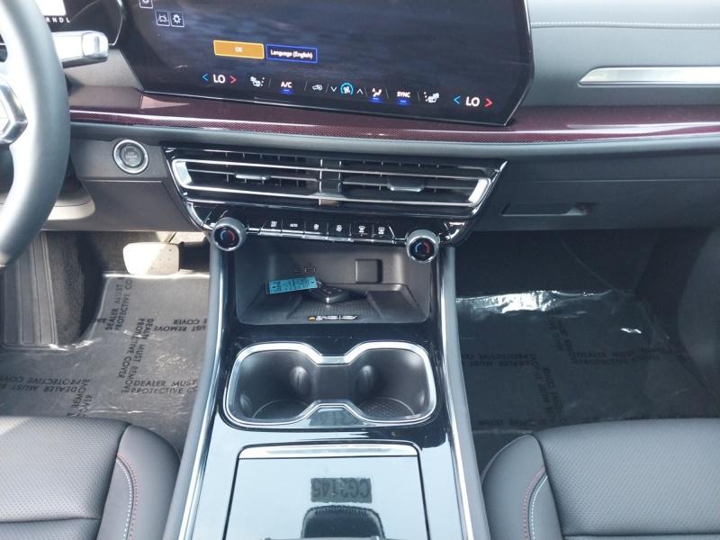 new 2025 Chevrolet Traverse car, priced at $54,604