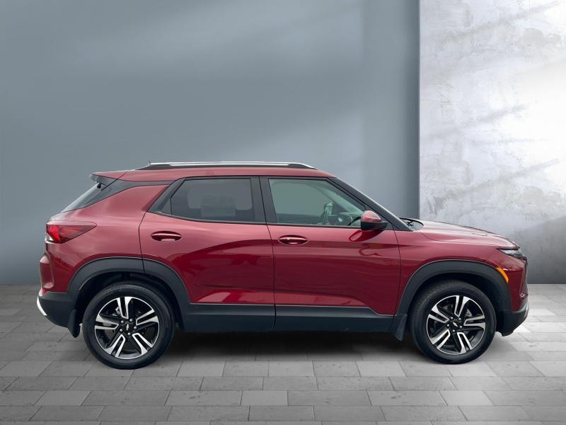 used 2025 Chevrolet TrailBlazer car, priced at $31,988