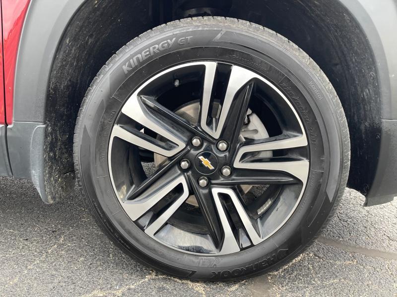 used 2025 Chevrolet TrailBlazer car, priced at $31,988