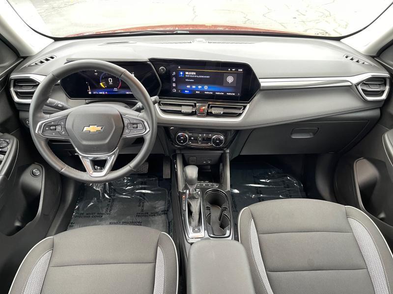 used 2025 Chevrolet TrailBlazer car, priced at $31,988