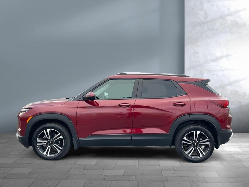 used 2025 Chevrolet TrailBlazer car, priced at $31,988