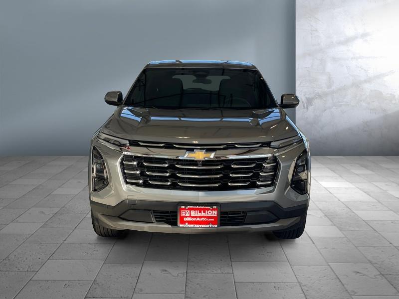 new 2026 Chevrolet Equinox car, priced at $32,659