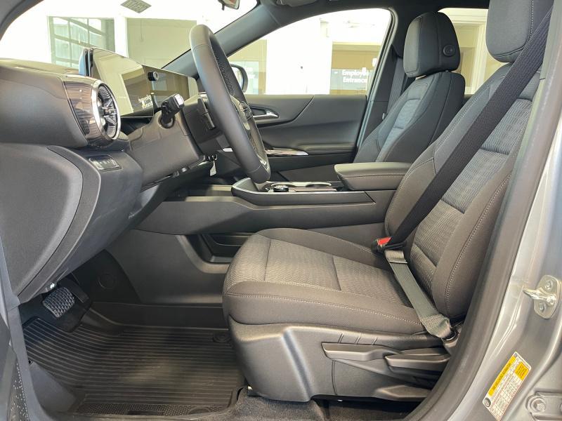 new 2026 Chevrolet Equinox car, priced at $32,659