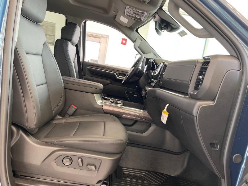 new 2026 Chevrolet Silverado 3500 car, priced at $83,214