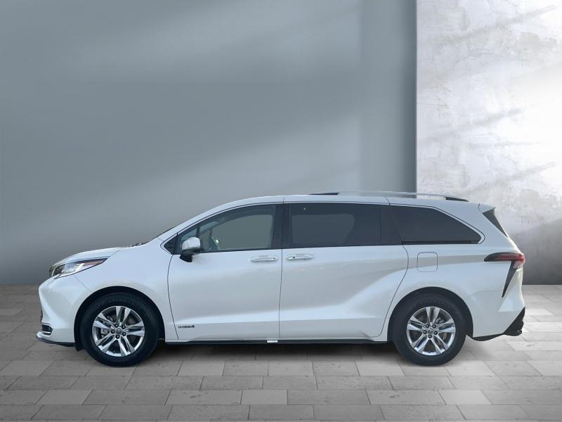 used 2021 Toyota Sienna car, priced at $47,977