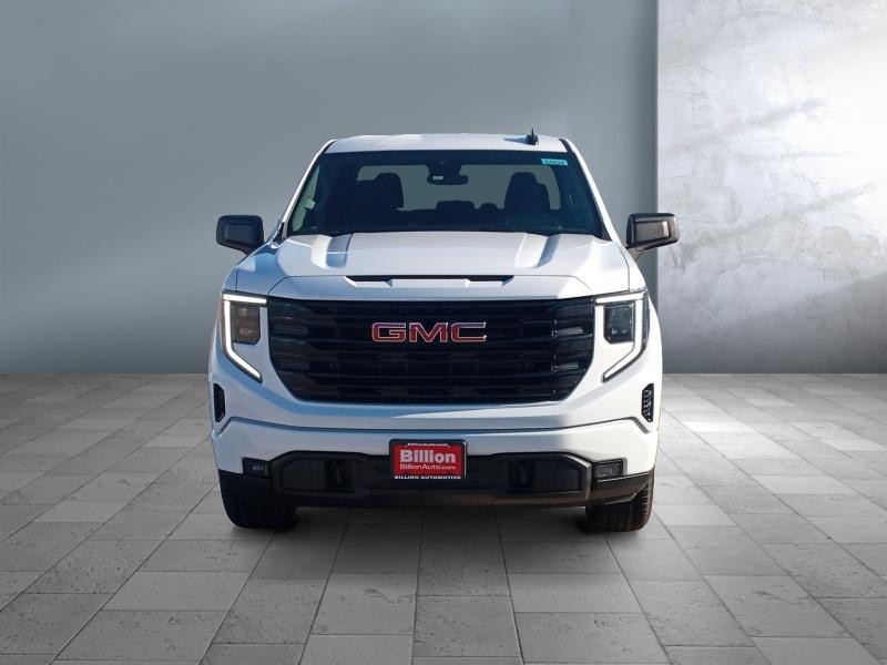 new 2025 GMC Sierra 1500 car, priced at $58,139