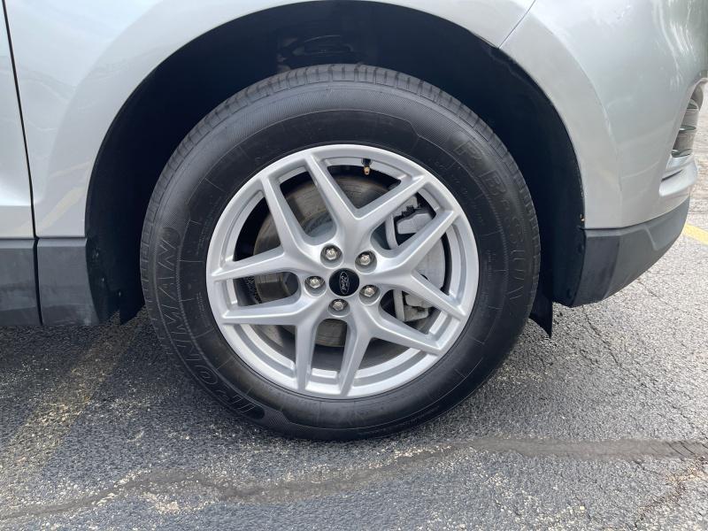 used 2024 Ford Edge car, priced at $26,613