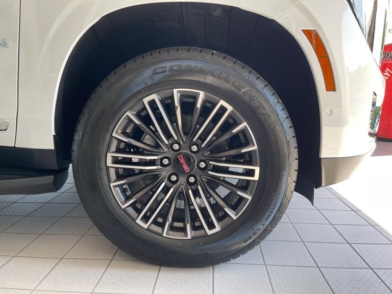new 2025 GMC Yukon car, priced at $74,934