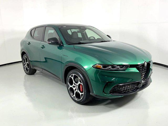 new 2024 Alfa Romeo Tonale car, priced at $54,585