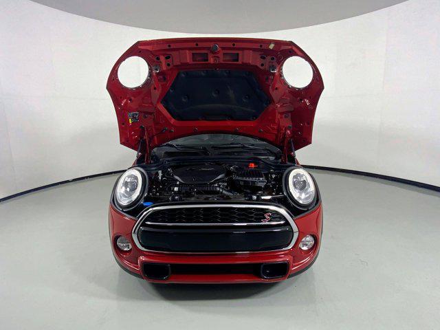 used 2018 MINI Hardtop car, priced at $19,990