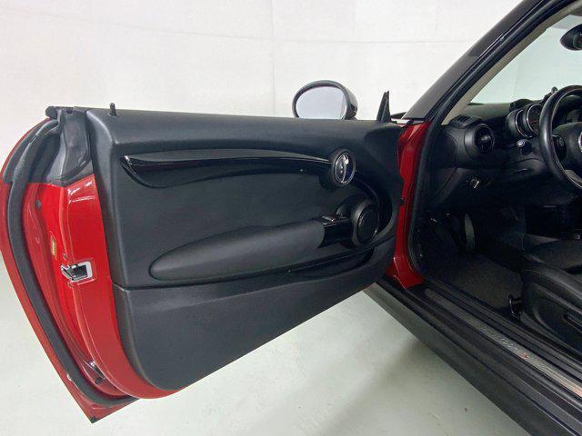 used 2018 MINI Hardtop car, priced at $19,990