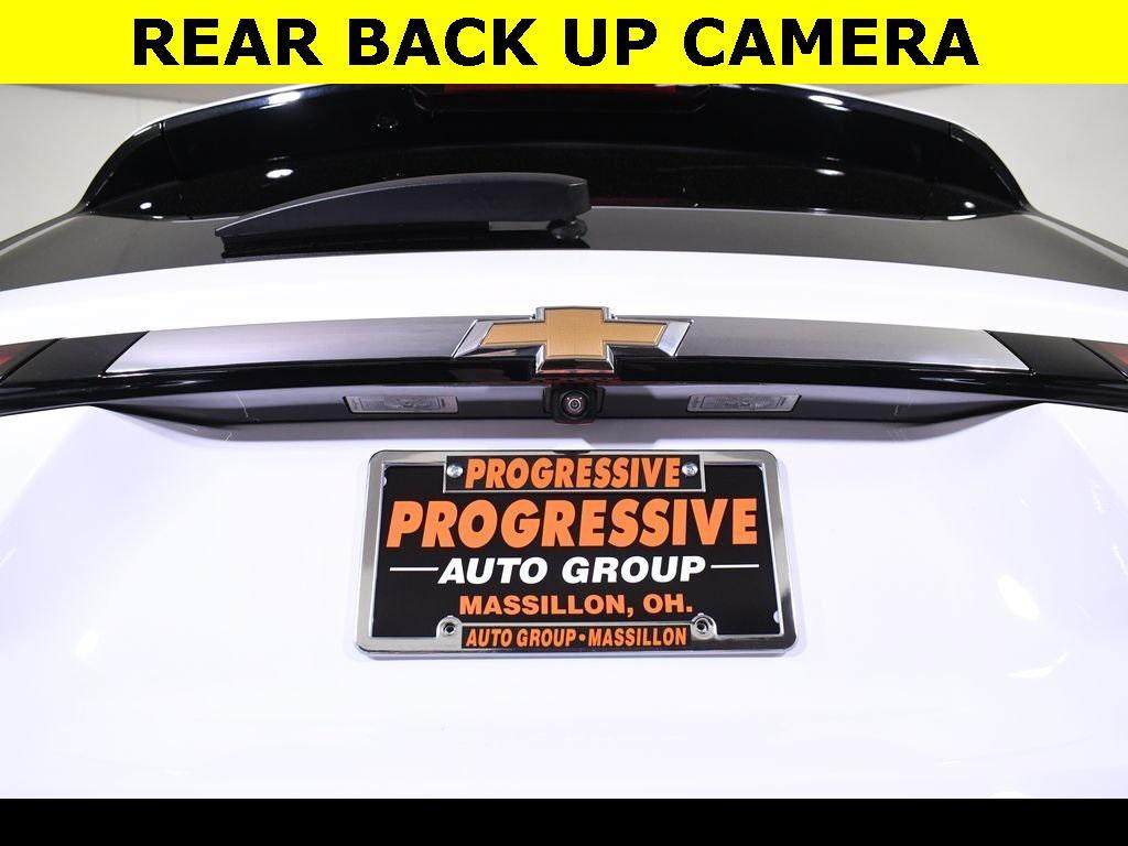 used 2023 Chevrolet Traverse car, priced at $28,405