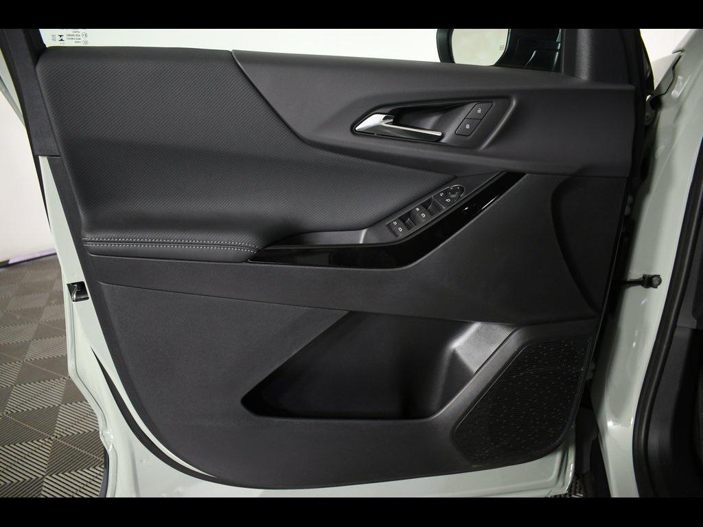 new 2026 Chevrolet Equinox car, priced at $23,995