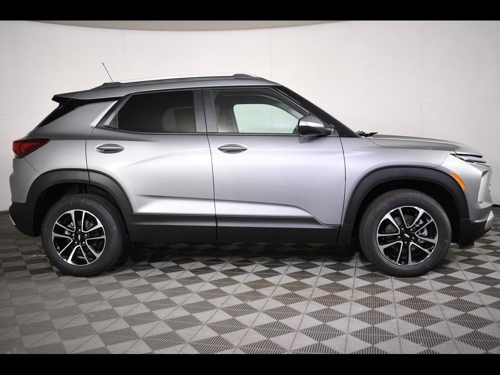 new 2026 Chevrolet TrailBlazer car, priced at $28,030
