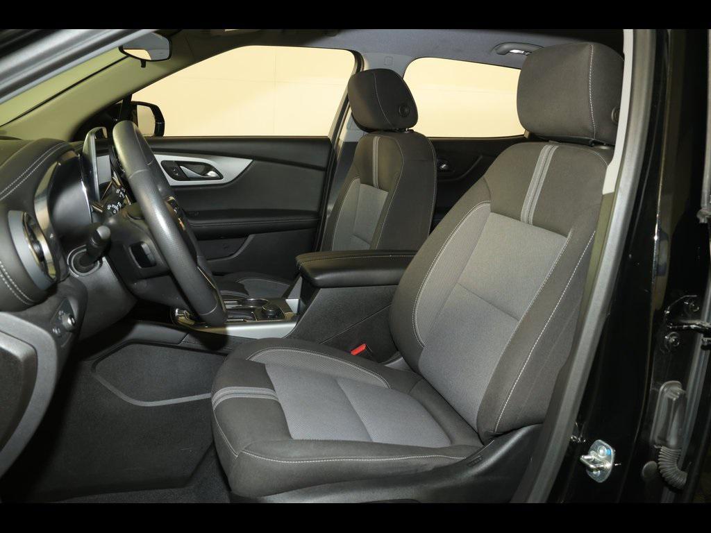 used 2024 Chevrolet Blazer car, priced at $30,172