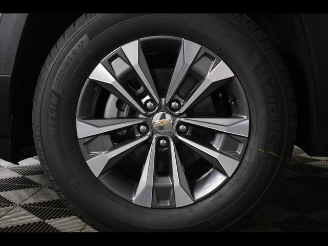 new 2026 Chevrolet Equinox car, priced at $33,545