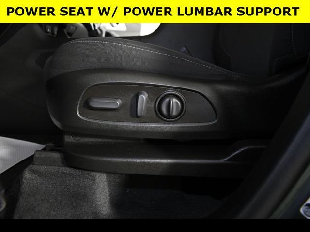 used 2023 Chevrolet Traverse car, priced at $34,400
