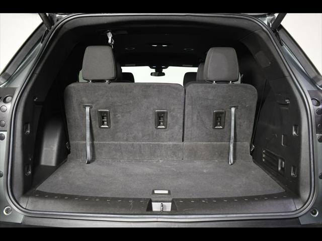 used 2023 Chevrolet Traverse car, priced at $34,400