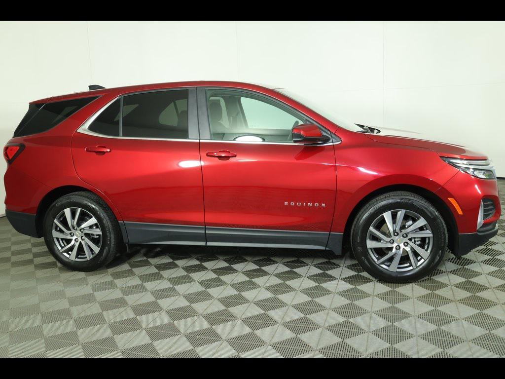used 2024 Chevrolet Equinox car, priced at $25,857