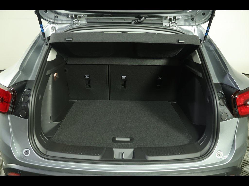 new 2025 Chevrolet Trax car, priced at $24,985