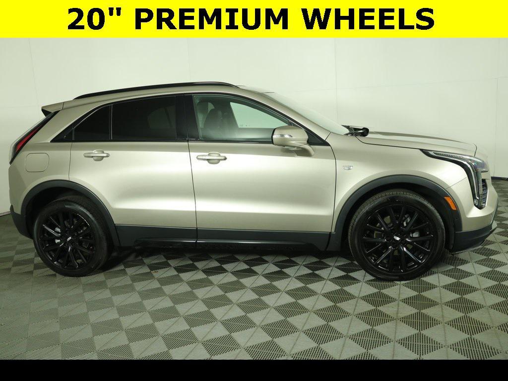 used 2022 Cadillac XT4 car, priced at $30,407