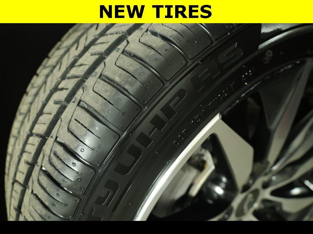 used 2022 Chevrolet Malibu car, priced at $16,825