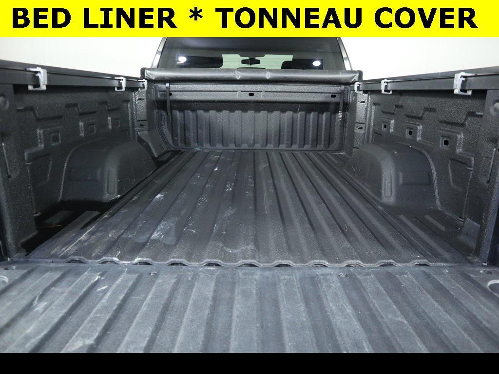 used 2022 Chevrolet Silverado 1500 car, priced at $33,625