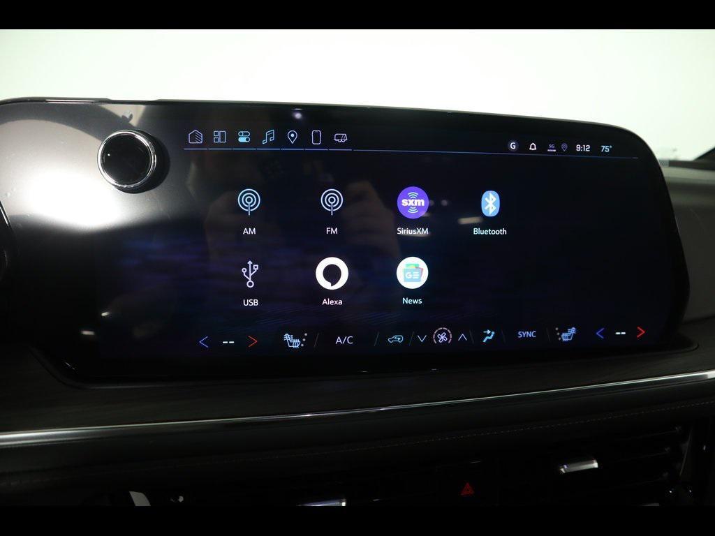 new 2025 Chevrolet Suburban car, priced at $76,100