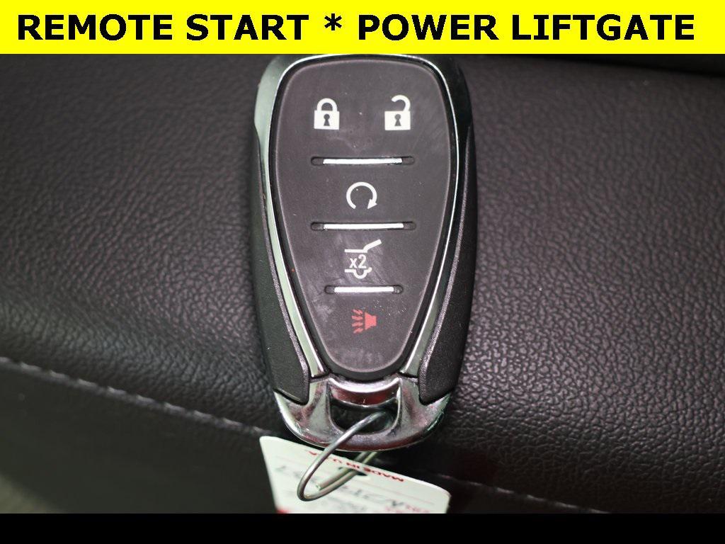 used 2022 Chevrolet Traverse car, priced at $34,291