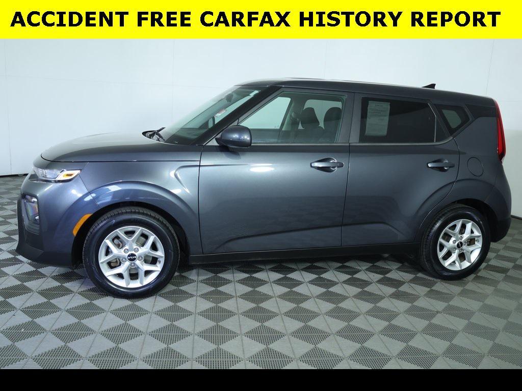 used 2022 Kia Soul car, priced at $15,999