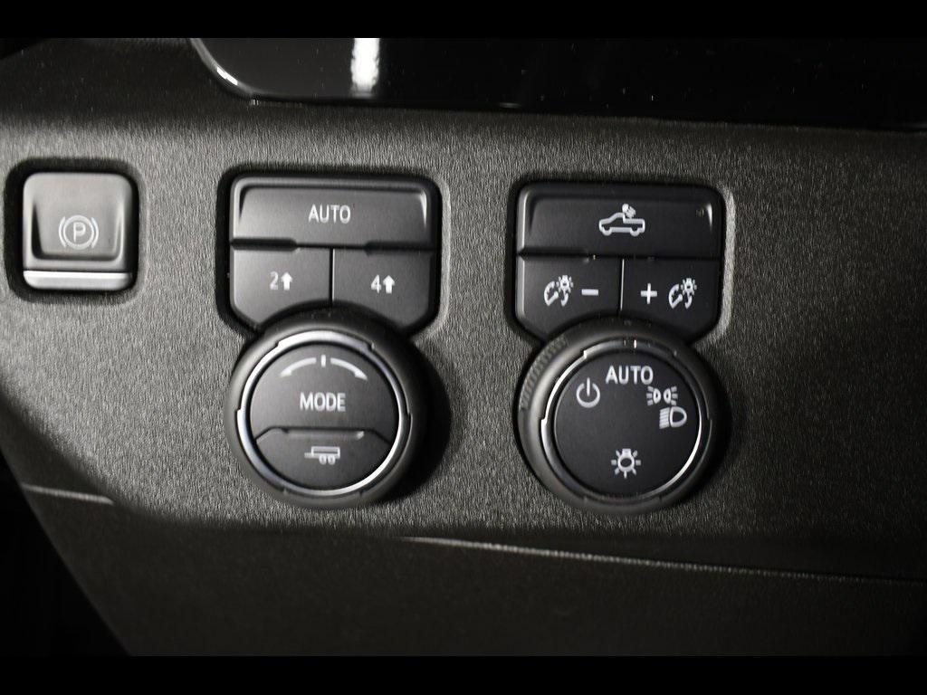 used 2023 Chevrolet Silverado 1500 car, priced at $33,985