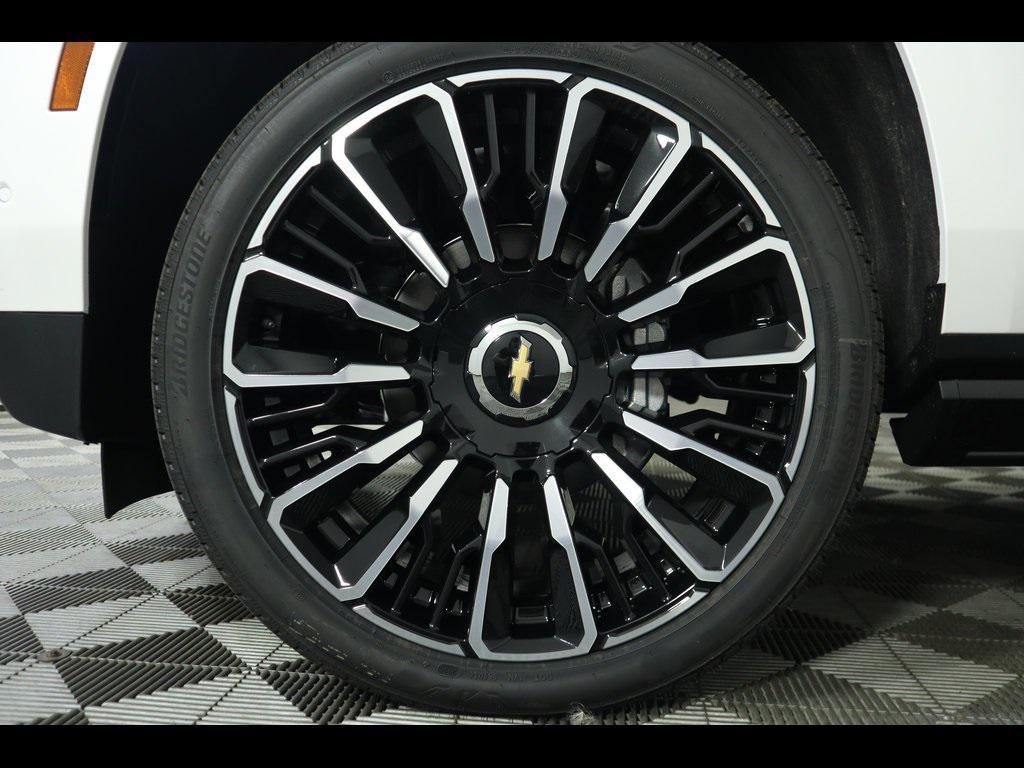 new 2025 Chevrolet Suburban car, priced at $95,695