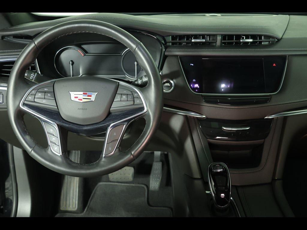 used 2022 Cadillac XT5 car, priced at $36,460