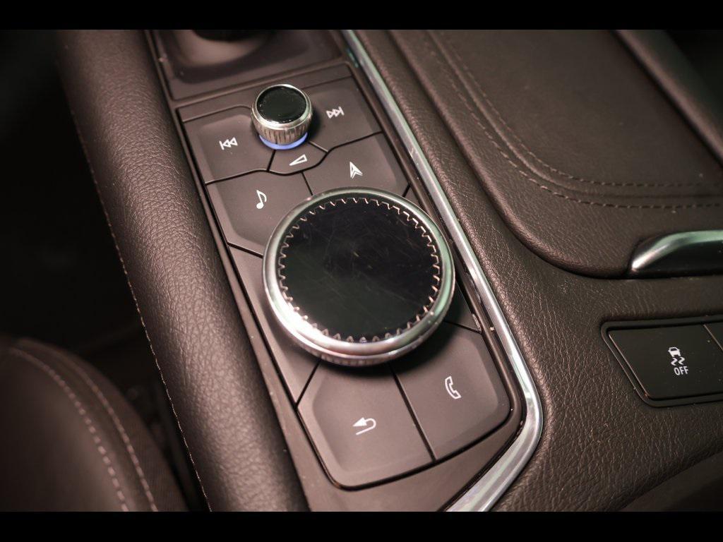 used 2022 Cadillac XT5 car, priced at $36,460