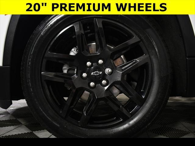 used 2023 Chevrolet Traverse car, priced at $33,547
