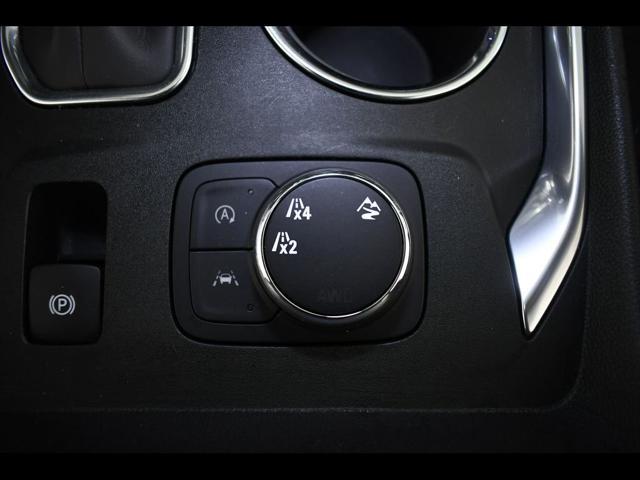 used 2022 Chevrolet Traverse car, priced at $32,997